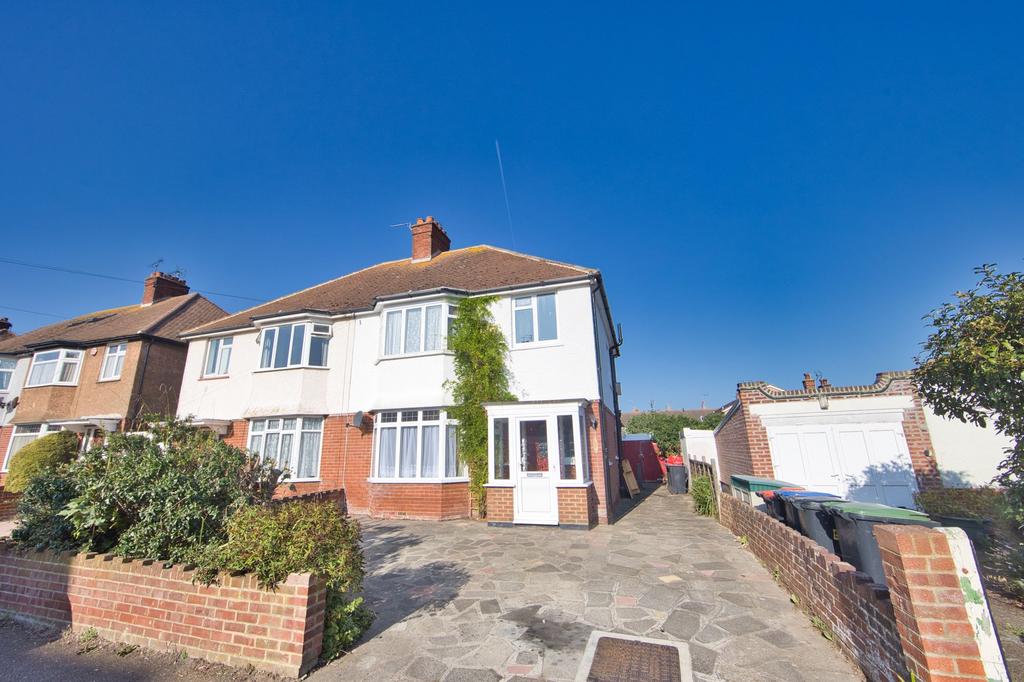 The Ridgeway, Margate, CT9 3 bed semidetached house for sale £375,000