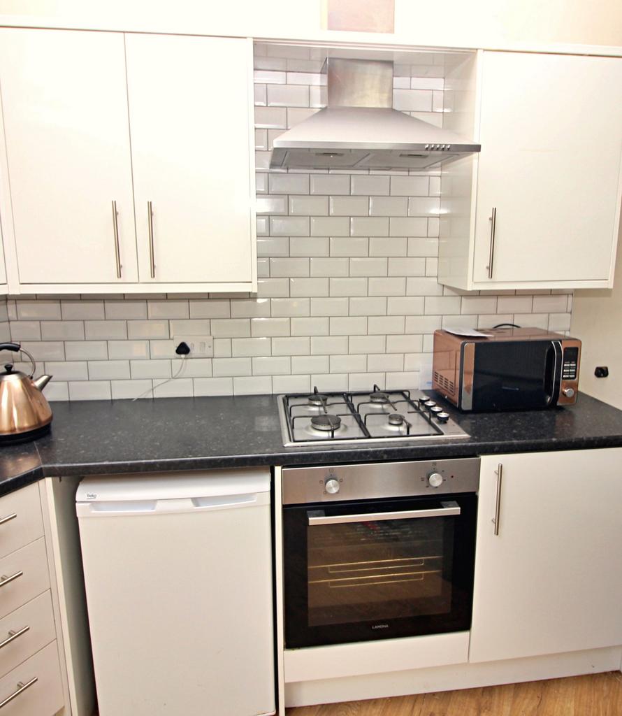 Integral Oven Hob &amp; Hood