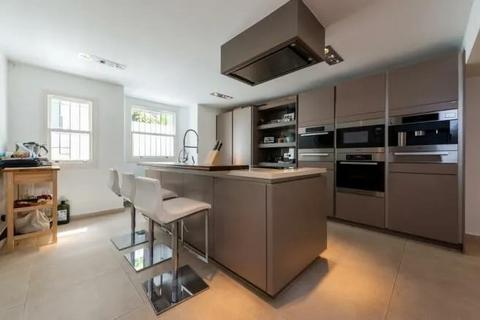 5 bedroom house to rent, Greville Road West Hampstead NW6