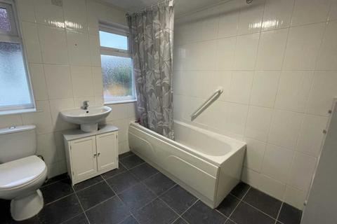 162 Queens Drive, Mossley Hill, Liverpool, L18 1JW
