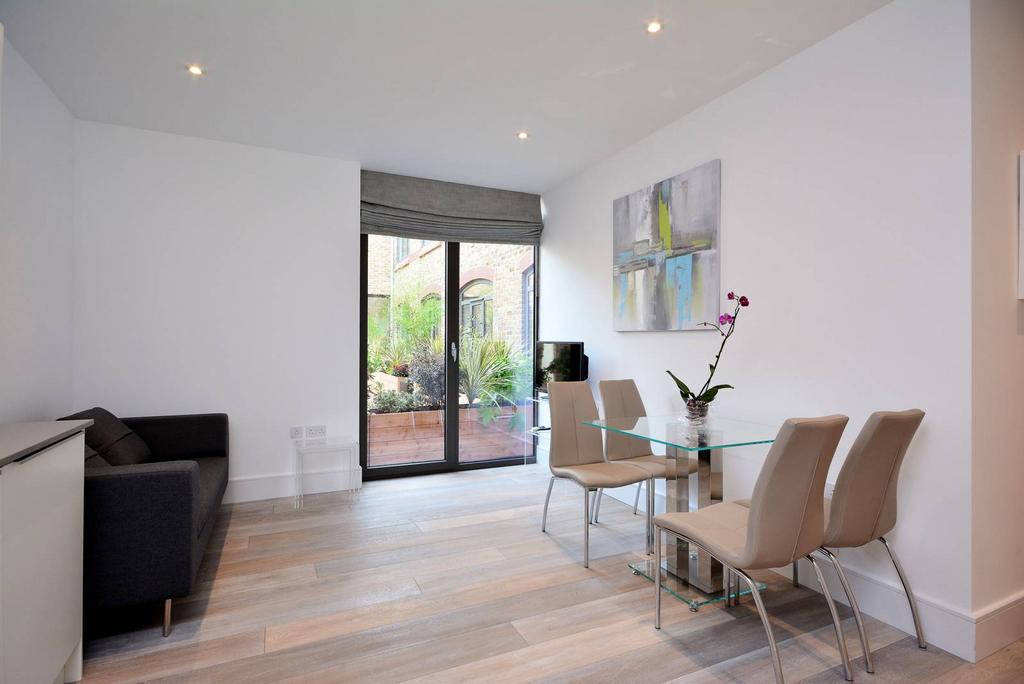 Hamlet Gardens, Ravenscourt Park, London, W6 1 bed flat for sale £400,000