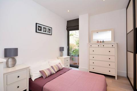 1 bedroom flat for sale, Hamlet Gardens, Ravenscourt Park, London, W6