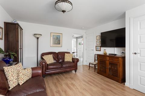 1 Bauld Drive, Edinburgh, EH21 8RQ