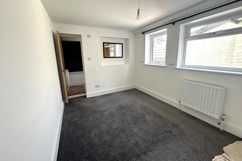 1 bedroom flat to rent, Withycombe Road, Exmouth EX8