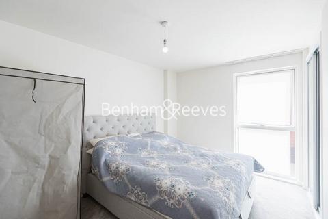 2 bedroom apartment to rent, Harrow View, Harrow HA1