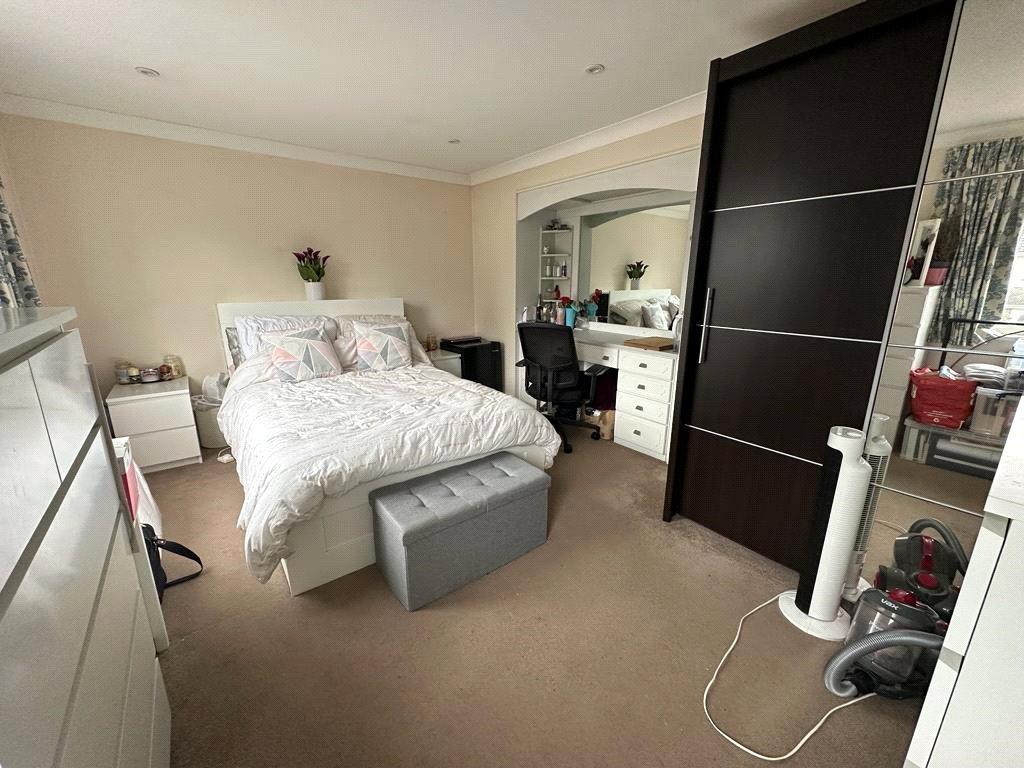 Southwold, Bracknell, Berkshire, RG12 1 bed in a house share £775 pcm