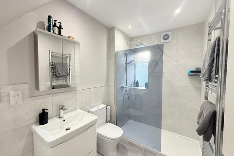 undefined, East Parade, Ilkley, West Yorkshire, LS29