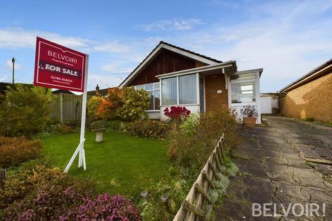 2 bedroom bungalow for sale, Meadow Way, Stone, ST15