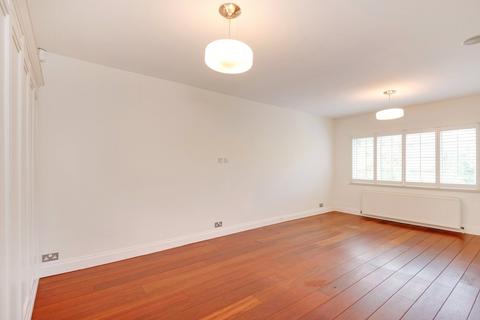 13 The Vale, London, NW11 8SE