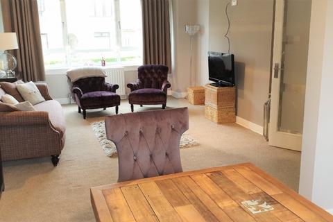 2 bedroom flat to rent, Flat 1/1, 1, Highfield Drive, Glasgow, G12 0HH