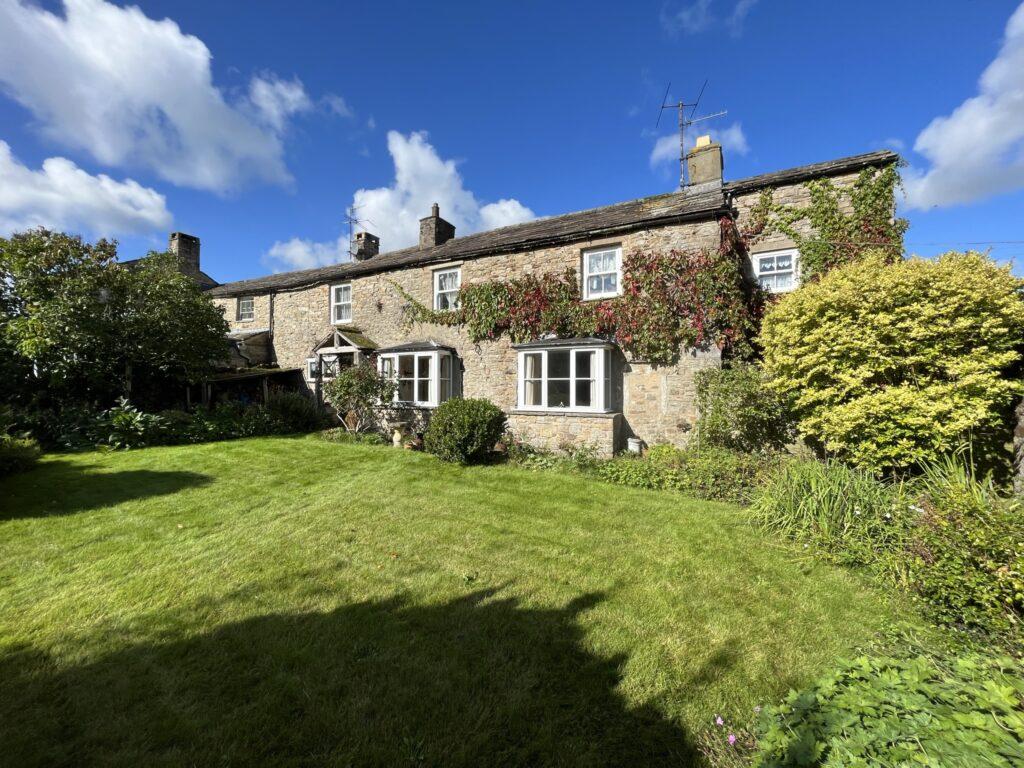 Carlton Garth, West Burton, Leyburn... 3 bed character property for