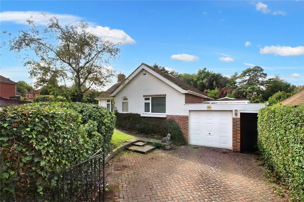 Beeches Close, Old Catton, Norwich, Norfolk, NR6 4 bed bungalow for