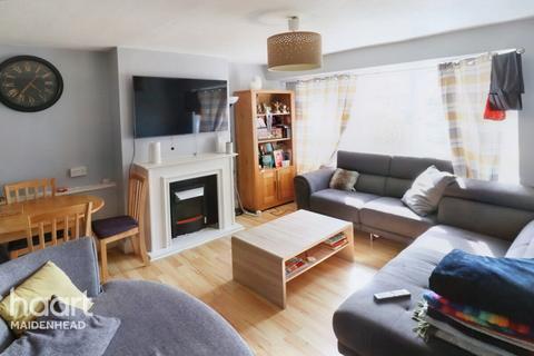 2 bedroom maisonette for sale, Edinburgh Road, Maidenhead