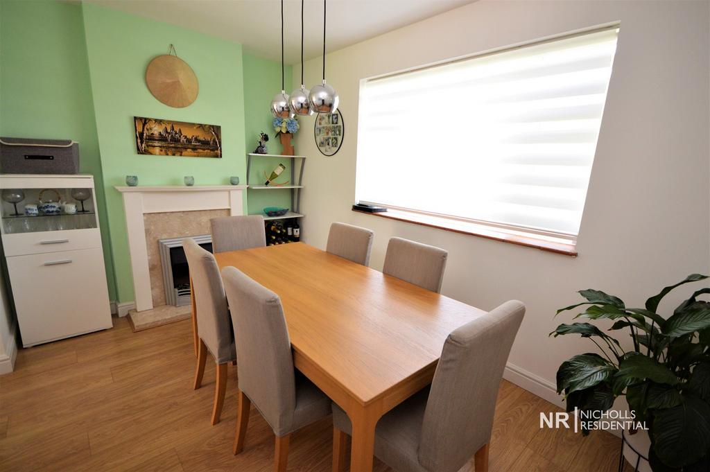 Dining Room Extra Photo