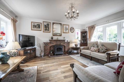 3 bedroom detached house for sale - Harland Way, Southborough, Tunbridge Wells