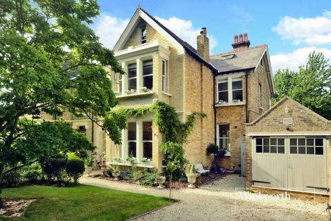106 Grove Road, Sutton, SM1 2AP