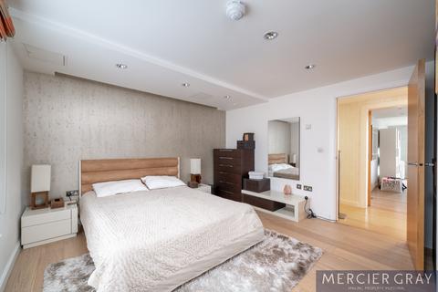 3 bedroom flat for sale, Allsop Place, London NW1