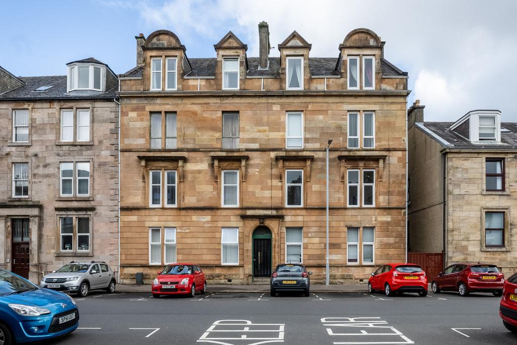 Ardgowan Street, Greenock, PA16 2 bed flat for sale £110,000