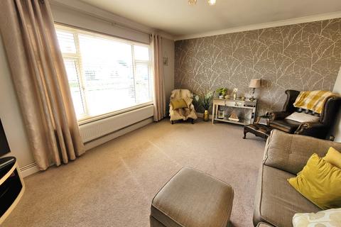 16 Connaught Close, Nottage, Porthcawl, CF36 3SL