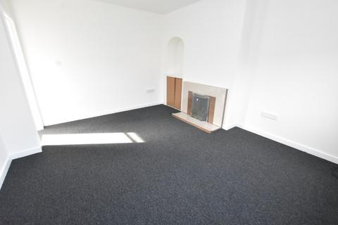 2 bedroom semi-detached house to rent, Lindsay Avenue, Dalneigh, Inverness, IV3