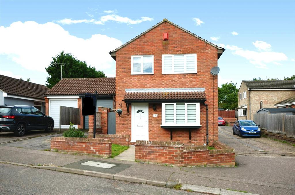 Firstore Drive, Colchester, Essex, CO3 3 bed detached house for sale £300,000