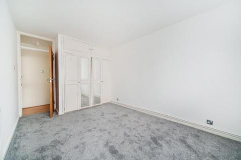 3 bedroom apartment to rent, Sheendale Road,  Richmond,  TW9