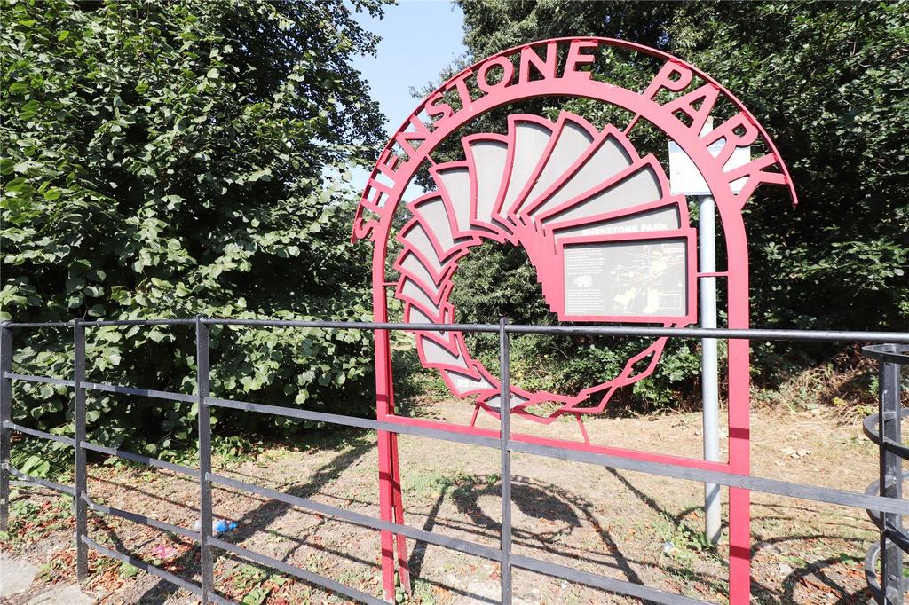 Shenstone Park