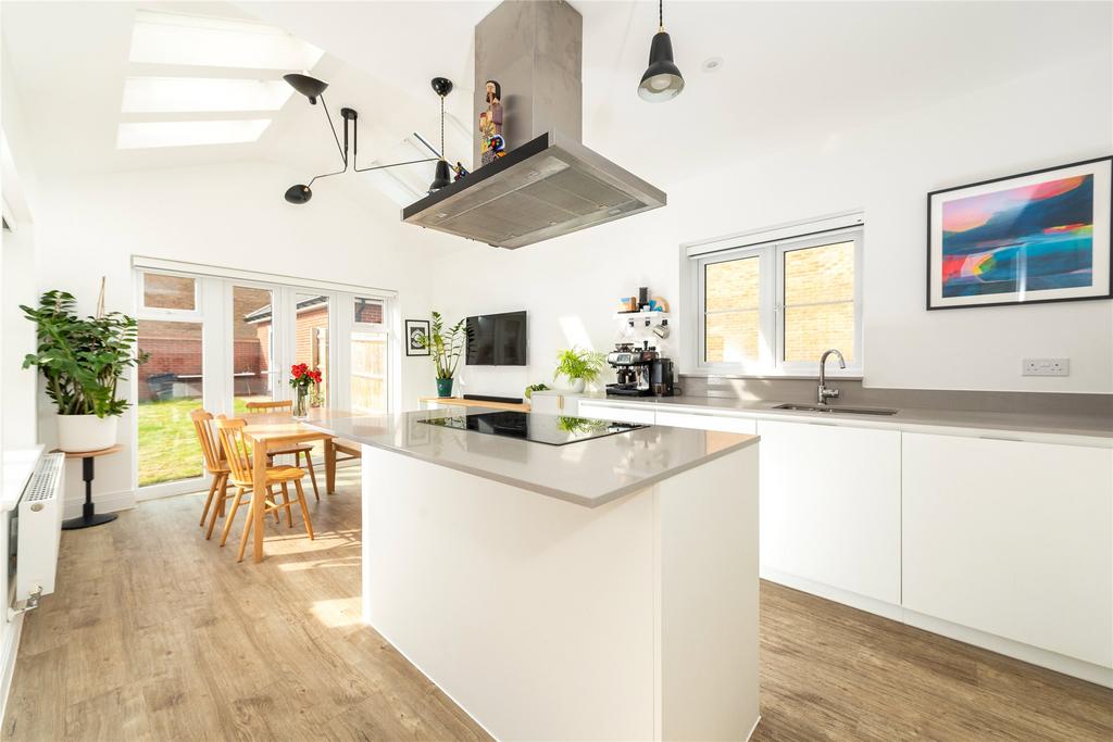 Kitchen/Breakfast