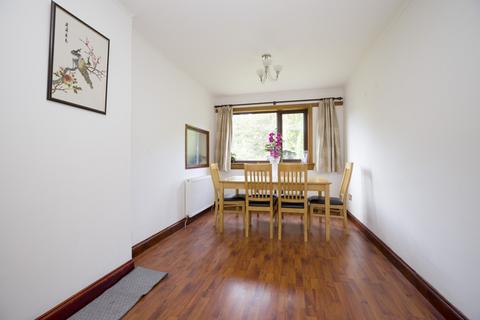 10 Buckstone Lea, Edinburgh, EH10 6XE
