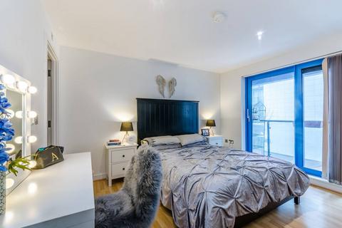 2 bedroom flat to rent - Westgate Gateway, Royal Docks, London, E16