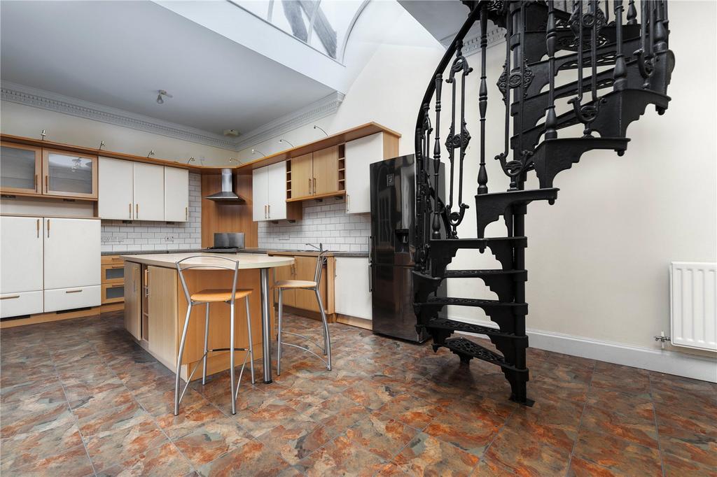 Breakfast Room