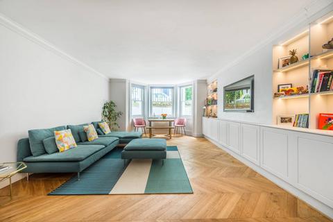 3 bedroom flat for sale, Strathmore Gardens, Kensington, London, W8