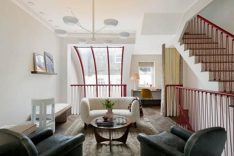 25 Denbigh Terrace, London, W11 2QJ