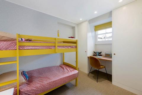 25 Denbigh Terrace, London, W11 2QJ