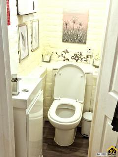 84 Mangold Way, Erith, DA18 4DF