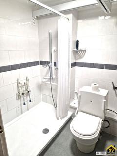 84 Mangold Way, Erith, DA18 4DF