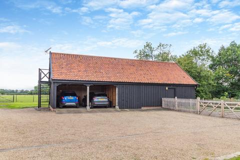 Equestrian property for sale - Mettingham, Bungay, Suffolk, NR35