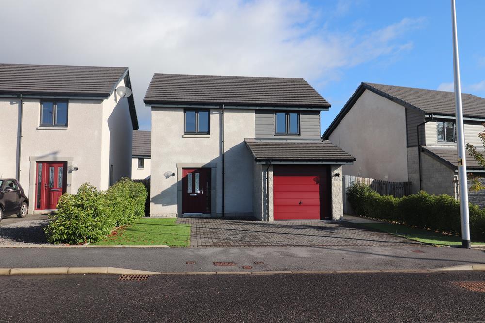 Provost ster Road, Banchory, AB31 3 bed detached house £1,350 pcm