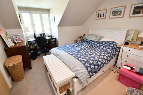 2 bedroom terraced house to rent, Farncombe, Godalming GU7