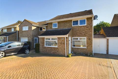 29 Cavendish Drive, Northampton, NN3 3DH