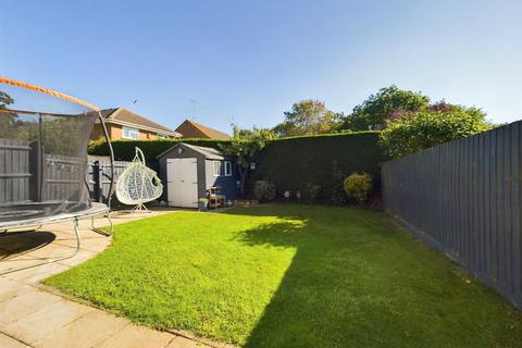 29 Cavendish Drive, Northampton, NN3 3DH