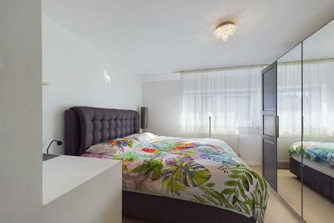 29 Cavendish Drive, Northampton, NN3 3DH