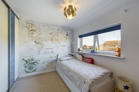 29 Cavendish Drive, Northampton, NN3 3DH