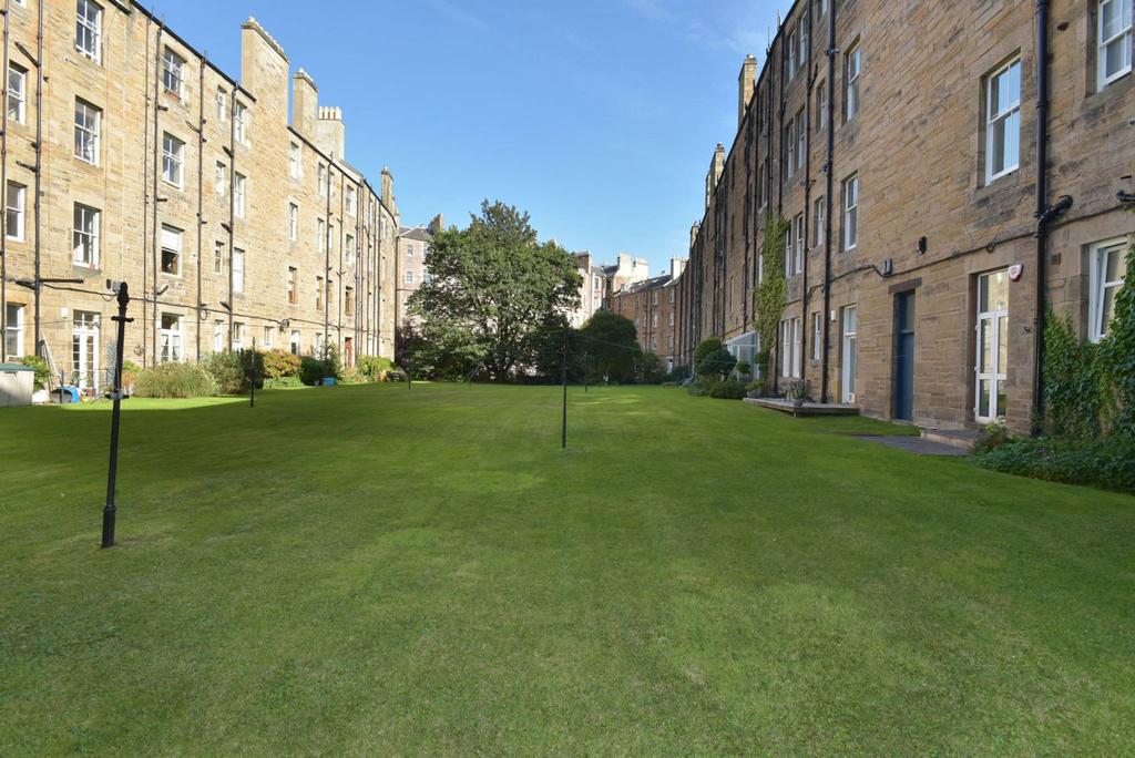 MFL9226525 120.jpg