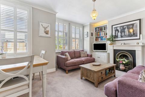 27a Dancer Road, Richmond, TW9 4LD