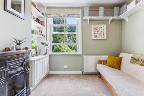 27a Dancer Road, Richmond, TW9 4LD
