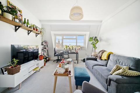 2 bedroom flat for sale - Forest Hill Road, London SE22