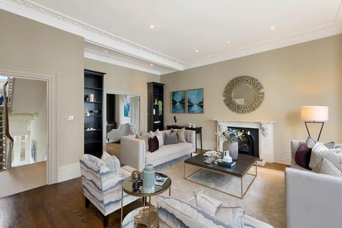 5 bedroom terraced house for sale, Stafford Terrace, Kensington, London