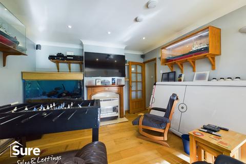 50 Candlefield Road, Hemel Hempstead, HP3 9UN