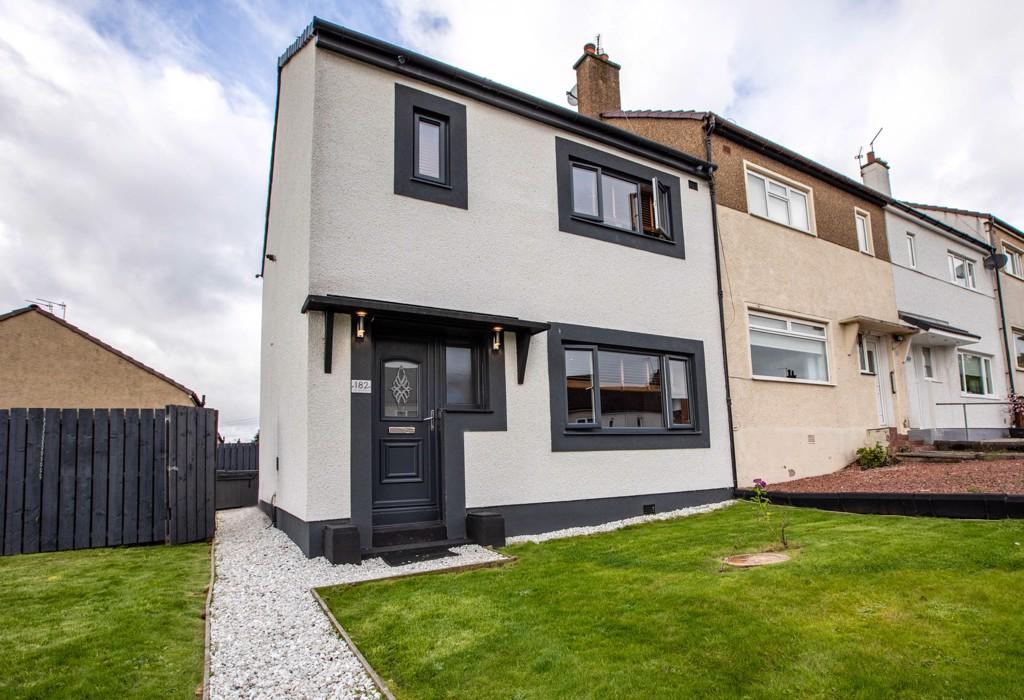 Sunnyside Drive, Blairdardie, Glasgow, G15 6RE 3 bed villa for sale £